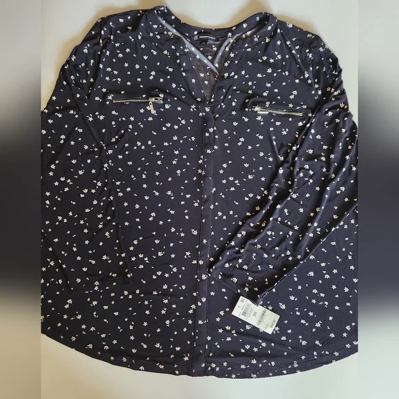 SOLD! INC Women's 3X Riley Ditsy Floral Pullover Long Sleeve - Picture 3 of 14